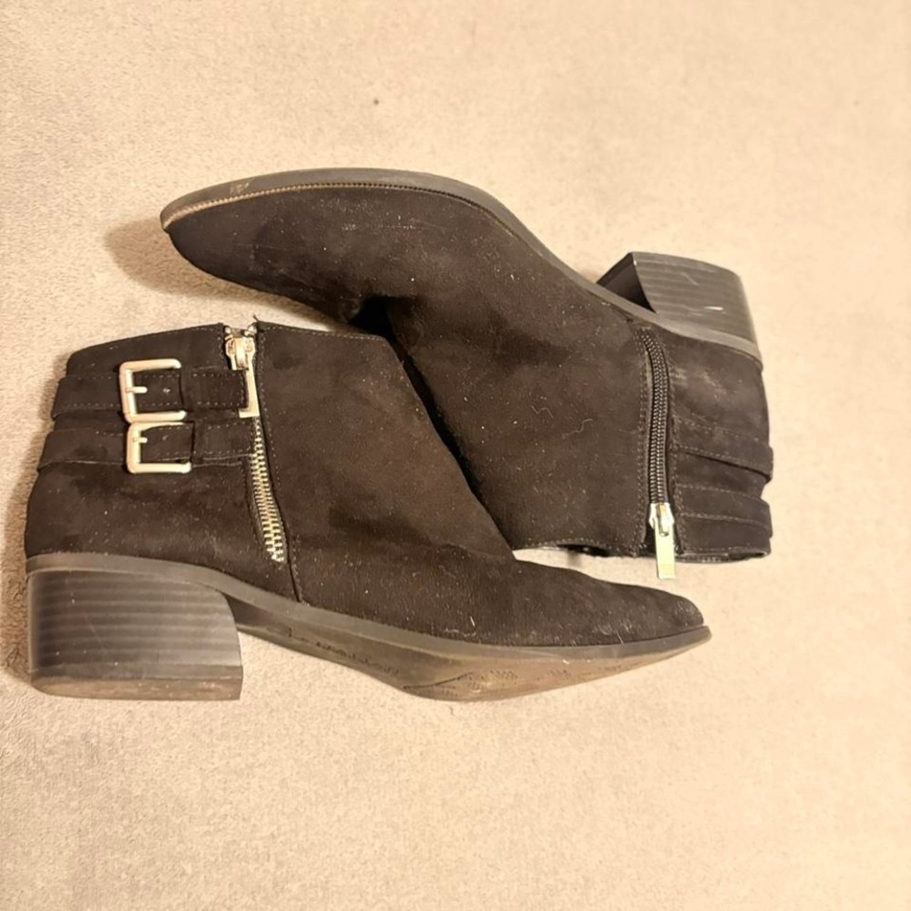 Black‎ suede  Apri ankle boots with silver buckles and zipper. Size: US 10m